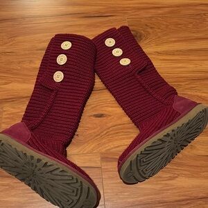 Classic Cardi Knit Uggs